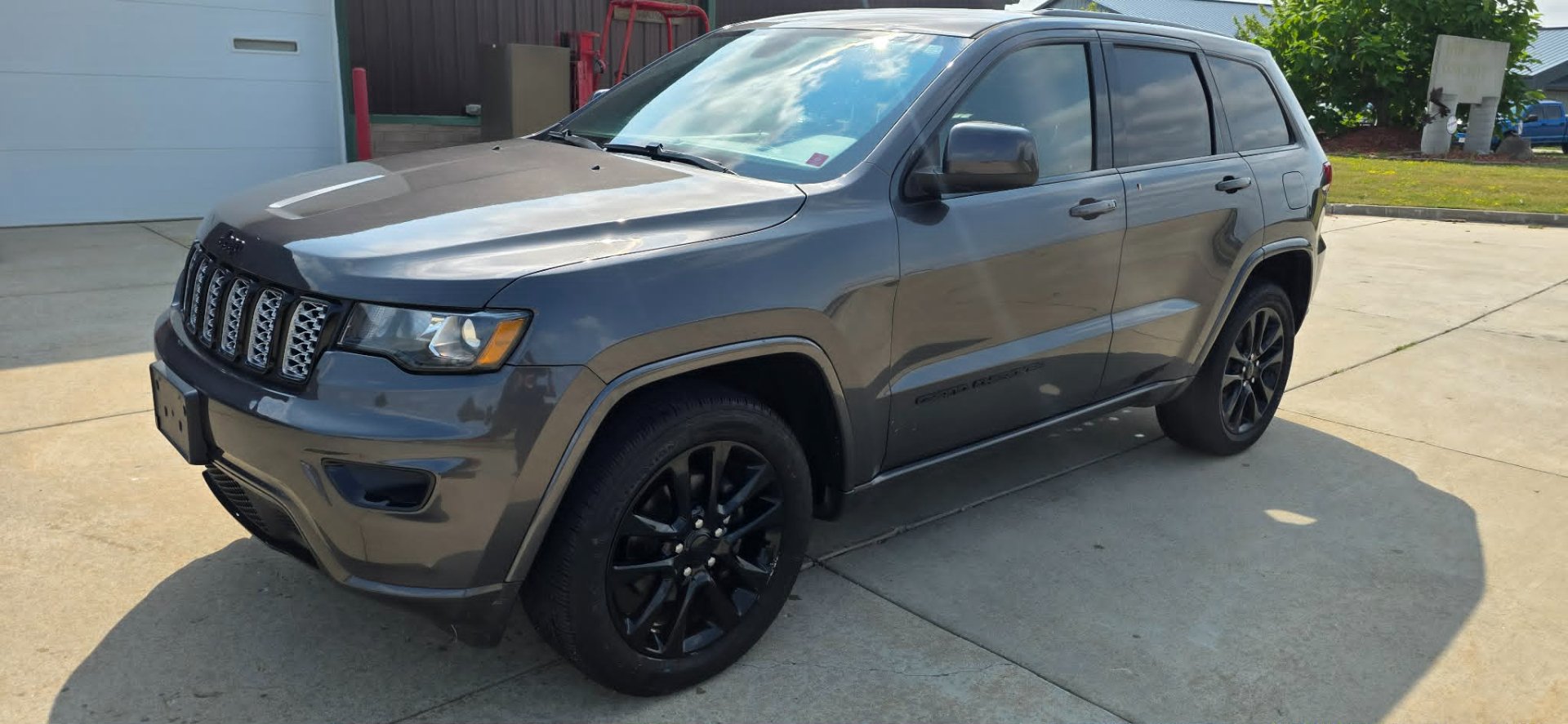 Jeep grand cherokee laredo